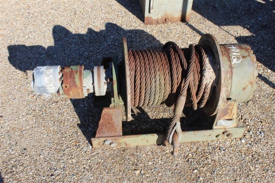 WINCH W/ CABLE