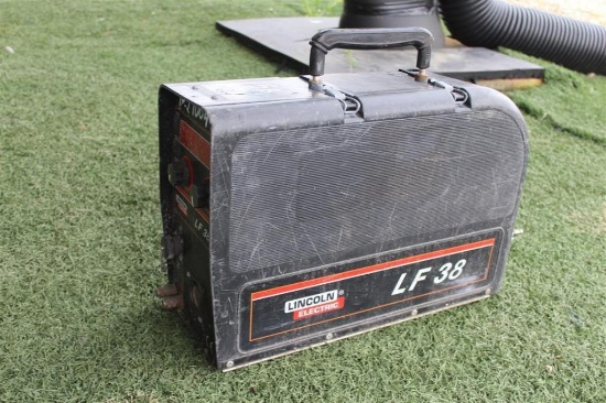 LINCOLN LF38 WIRE FEEDER