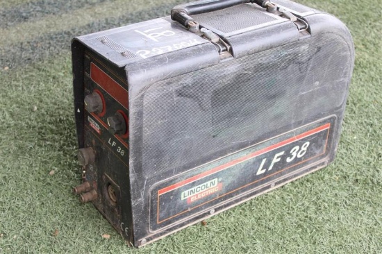 LINCOLN LF38 WIRE FEEDER