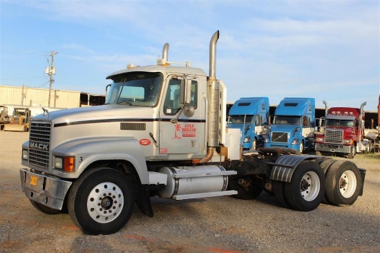 2005 MACK CHN613