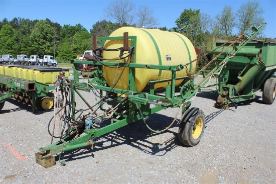 JD 16 ROW SPRAY RIG