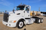 2011 PETERBILT 386 DAY CAB