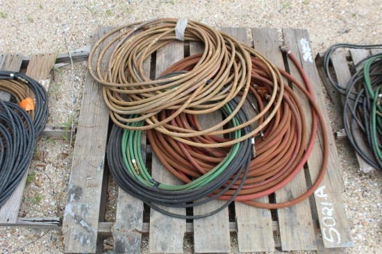 PALLET OF AIR HOSES