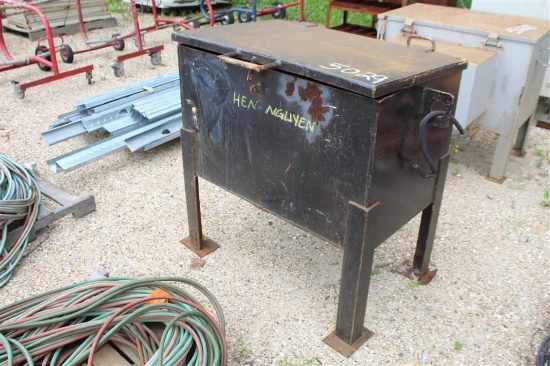 STEEL TOOL BOX