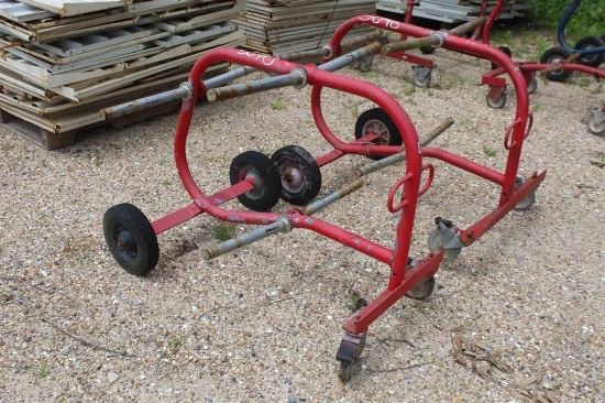 LOT W/ (2) WIRE CARTS