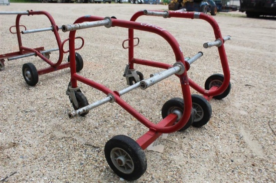 LOT W/ (2) WIRE CARTS