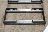 ATTACHMENT PLATE FOR SKID STEER