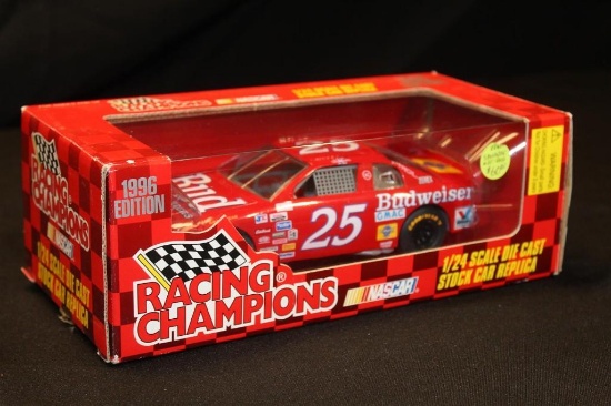 1996 Racing Champions #25, 1:24 Scale Die Cast Stock Car Replica