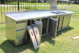 STAINLESS TABLE W/ SINK AND 1 COOLER