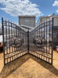 BI PARTING WROUGHT IRON GATE
