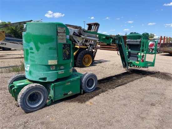 2011 JLG E300AJP MANLIFT