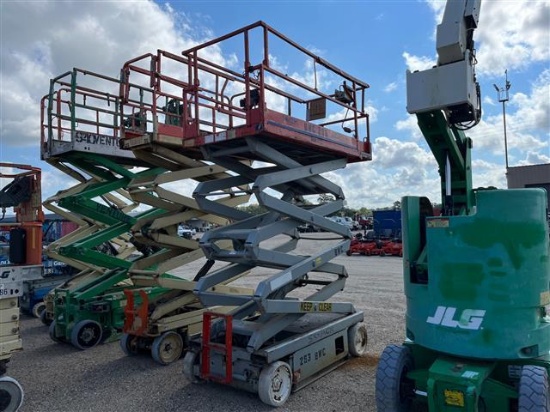 SKYJACK SJ4626 SCISSOR LIFT