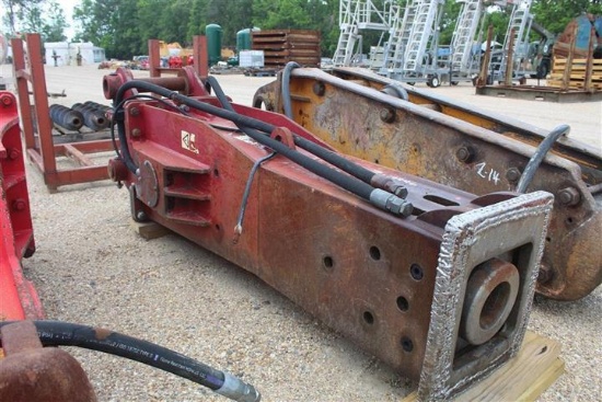 HYDRAULIC BREAKING HAMMER