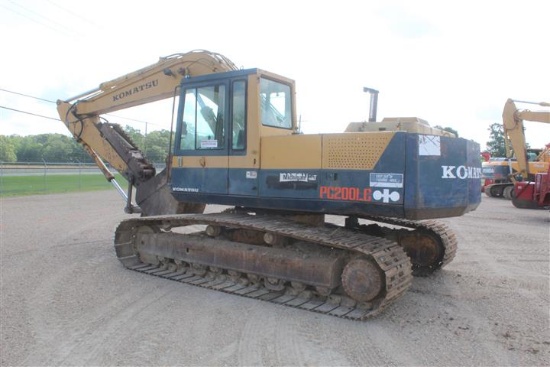 KOMATSU PC200 LC EXCAVATOR