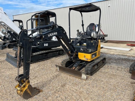 2018 DEERE 17G MINI EXCAVATOR