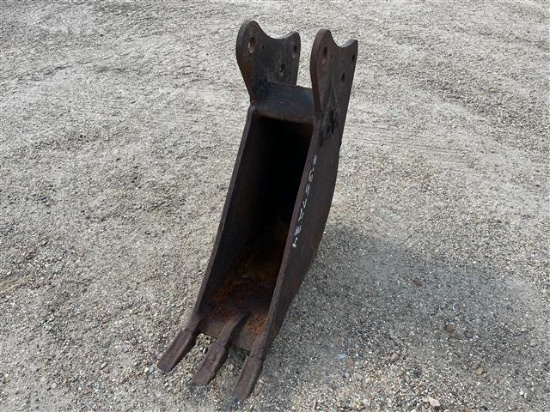 9IN TOOTH PRO DIGGING BUCKET