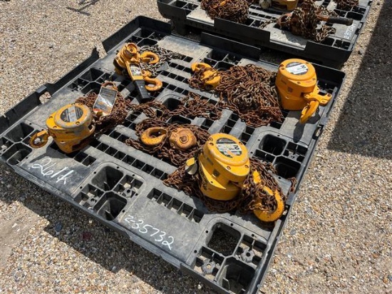 PALLET OF CHAINFALLS AND COMEALONGS