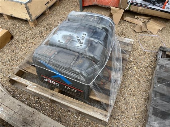 PALLET OF 4 LINCOLN LN25 ELECTRIC WELDERS