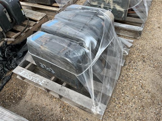 PALLET OF 4 LINCOLN LN25 ELECTRIC WELDERS