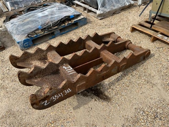 EXCAVATOR THUMB