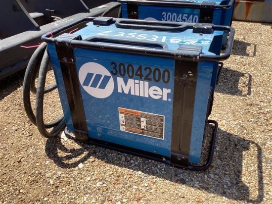 MILLER WELDING MACHINE