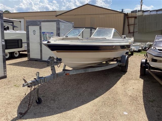 BAYLINER CAPRI 1950