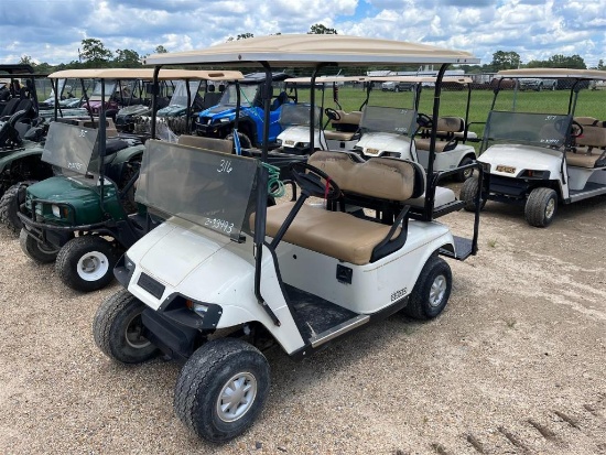 EZ-GO GOLF CART