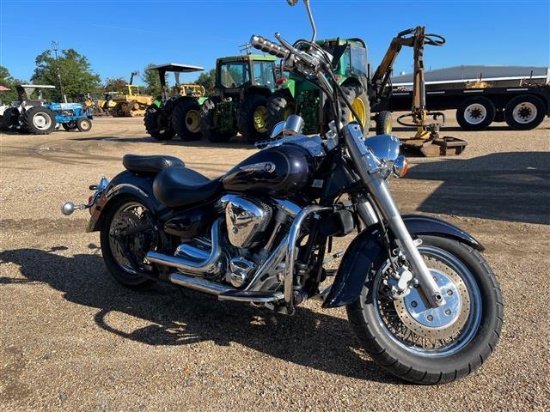 2002 YAMAHA ROAD STAR MOTORCYCLE