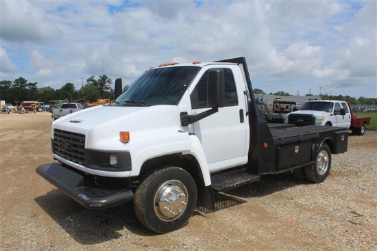 2007 CHEVROLET 5500 FLATBED TRUCK