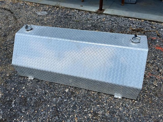 ALUMINUM DIAMOND PLATED FUEL TANK
