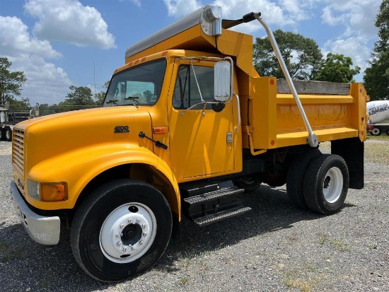 2000 INTERNATIONAL 4700 DUMP TRUCK