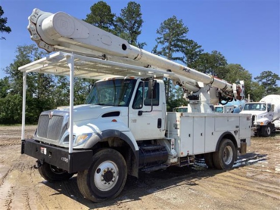 2006 INTERNATIONAL 7400 4X4 BUCKET TRUCK