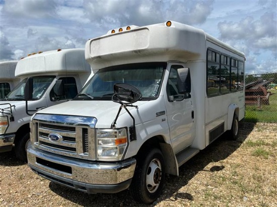 2009 FORD E350 BUS