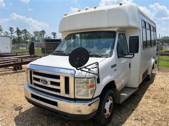 2009 FORD E350 BUS