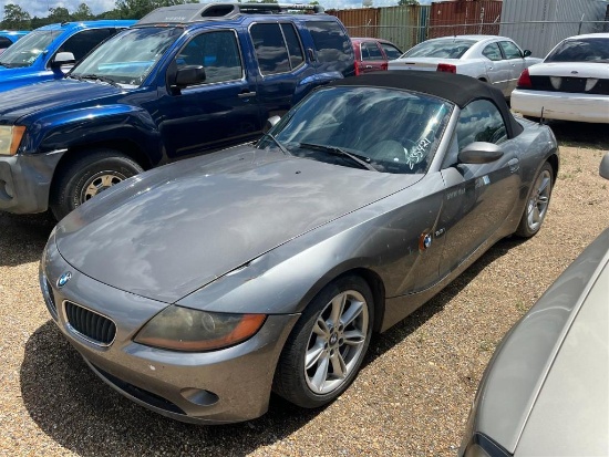 2004 BMW Z4 AUTOMOBILE