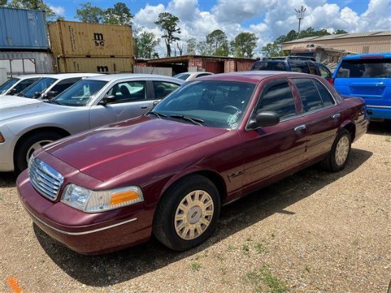 2005 FORD CROWN VIC AUTOMOBILE