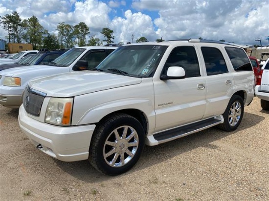2004 CADILLAC ESCALADE