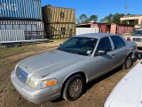 2003 FORD CROWN VICTORIA