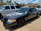 2003 FORD CROWN VIC AUTOMOBILE