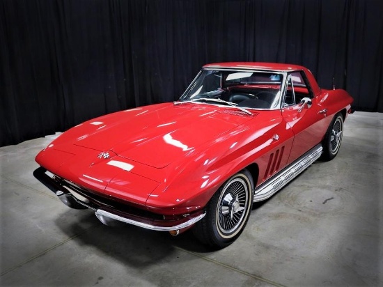 1965 CHEVROLET CORVETTE STINGRAY | OFFERED WITHOUT RESERVE