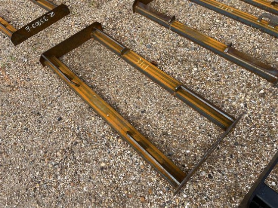 QUICK ATTACH FOR SKID STEER