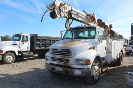 2005 ALTEC DM47 TR ON 2005 STERLING ACTERRA 4X2 DIGGER DERRICK TRUCK