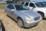 2001 MERCEDES C320