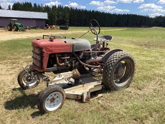 FARMALL CUB TRACTOR