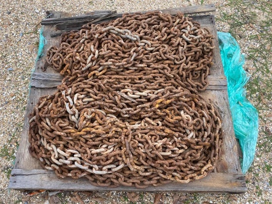 PALLET OF 1/2IN CHAINS
