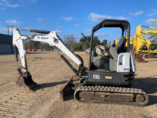 2015 BOBCAT E35