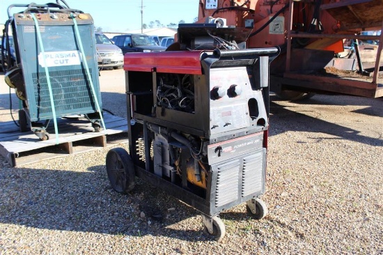 LINCOLN POWER MIG 300 WELDING MACHINE