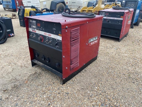 LINCOLN CV-300 WELDING MACHINE