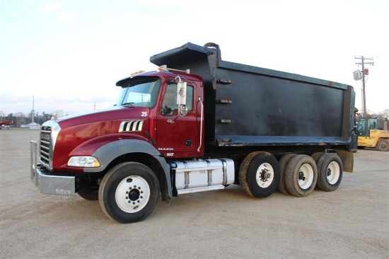 2012 MACK 24 YD DUMP TRUCK | TRI-AXLE
