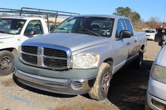 2004 DODGE RAM 1500 PICK UP TRUCK
